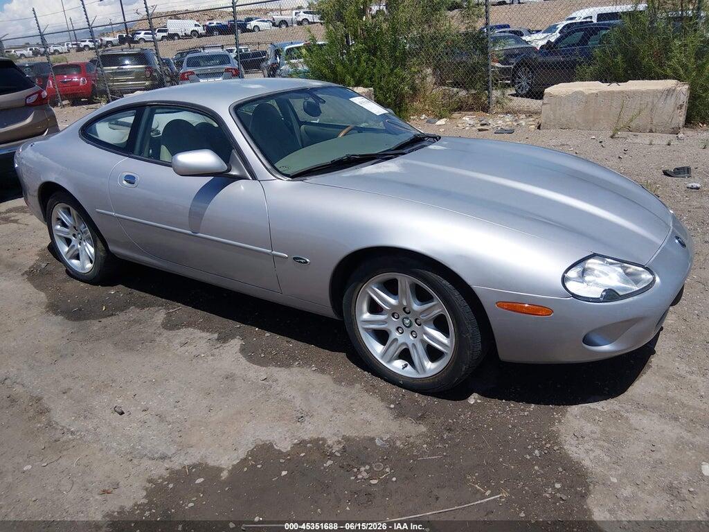 SAJJA41C3YNA05777 2000 JAGUAR XK8 photo no. 1