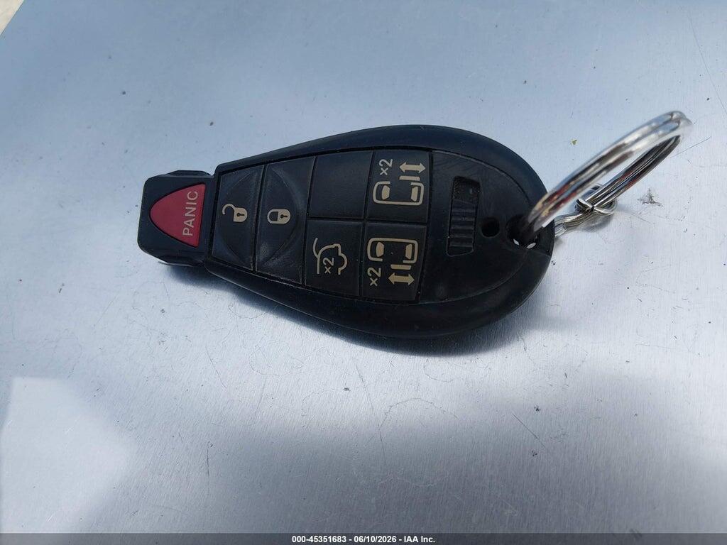 2C4RC1BG4ER397580 2014 CHRYSLER TOWN & COUNTRY photo no. 11