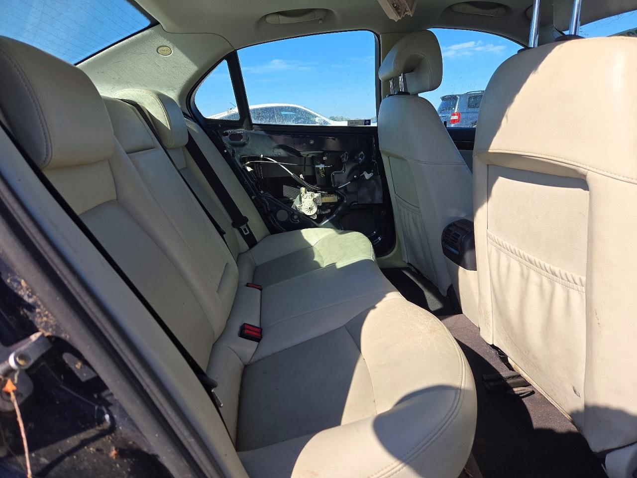 2009 SAAB 9-3 2.0T — Фото 10 из 13