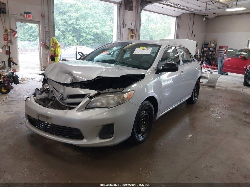 2T1BU4EE7BC743370 2011 TOYOTA COROLLA photo no. 2