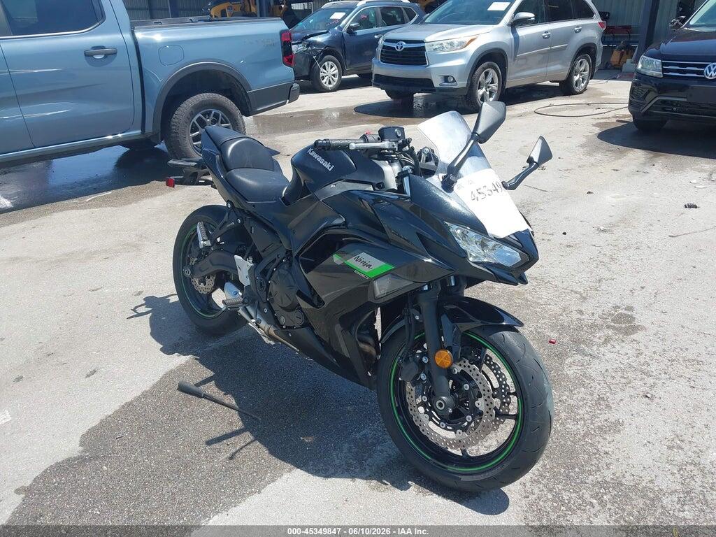ML5EXER10SDAE7446 2025 KAWASAKI EX650 photo no. 1