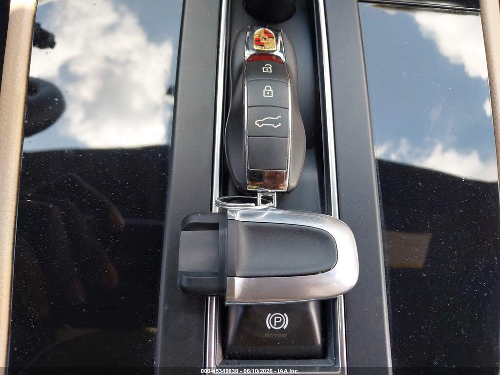 WP1AA2A57RLB16359 2024 PORSCHE MACAN photo no. 11