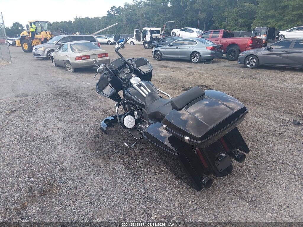 1HD1KGM12DB651116 2013 HARLEY-DAVIDSON FLTRU photo no. 3