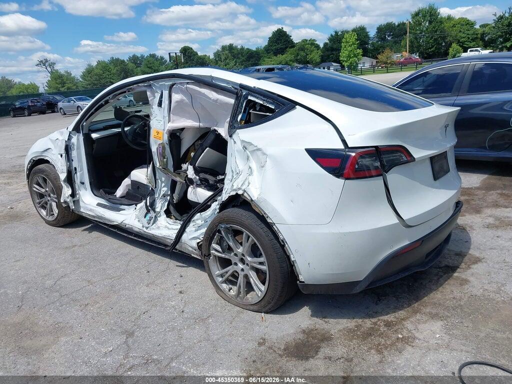 7SAYGDEE0NF355109 2022 TESLA MODEL Y photo no. 3