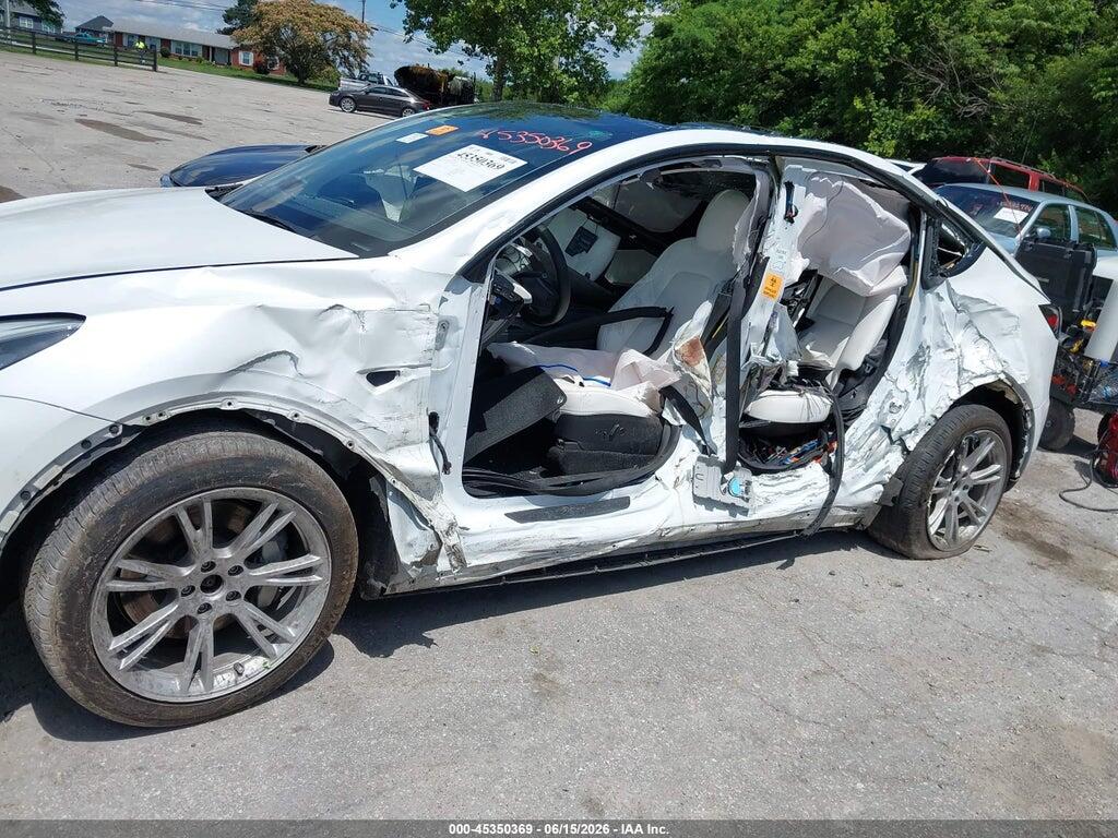 7SAYGDEE0NF355109 2022 TESLA MODEL Y photo no. 6