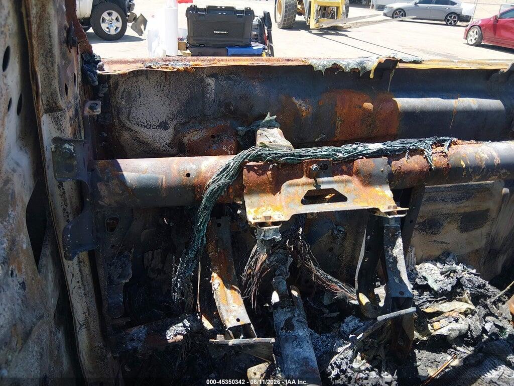 3GCNWAEF9LG310588 2020 CHEVROLET SILVERADO 1500 photo no. 7