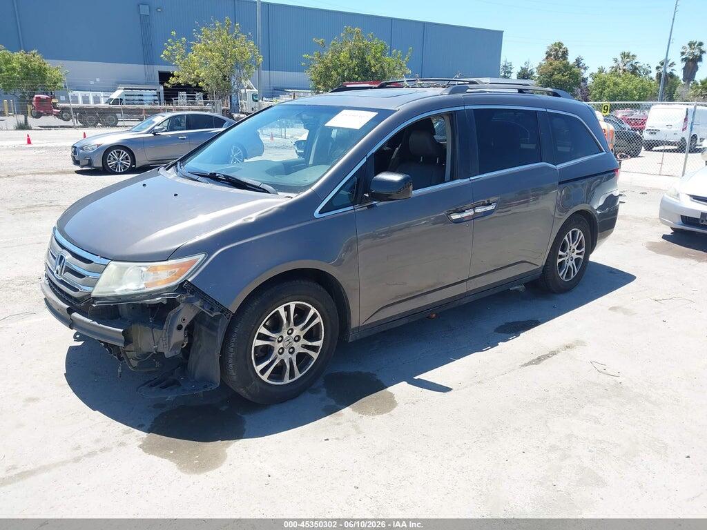 5FNRL5H63DB091079 2013 HONDA ODYSSEY photo no. 2