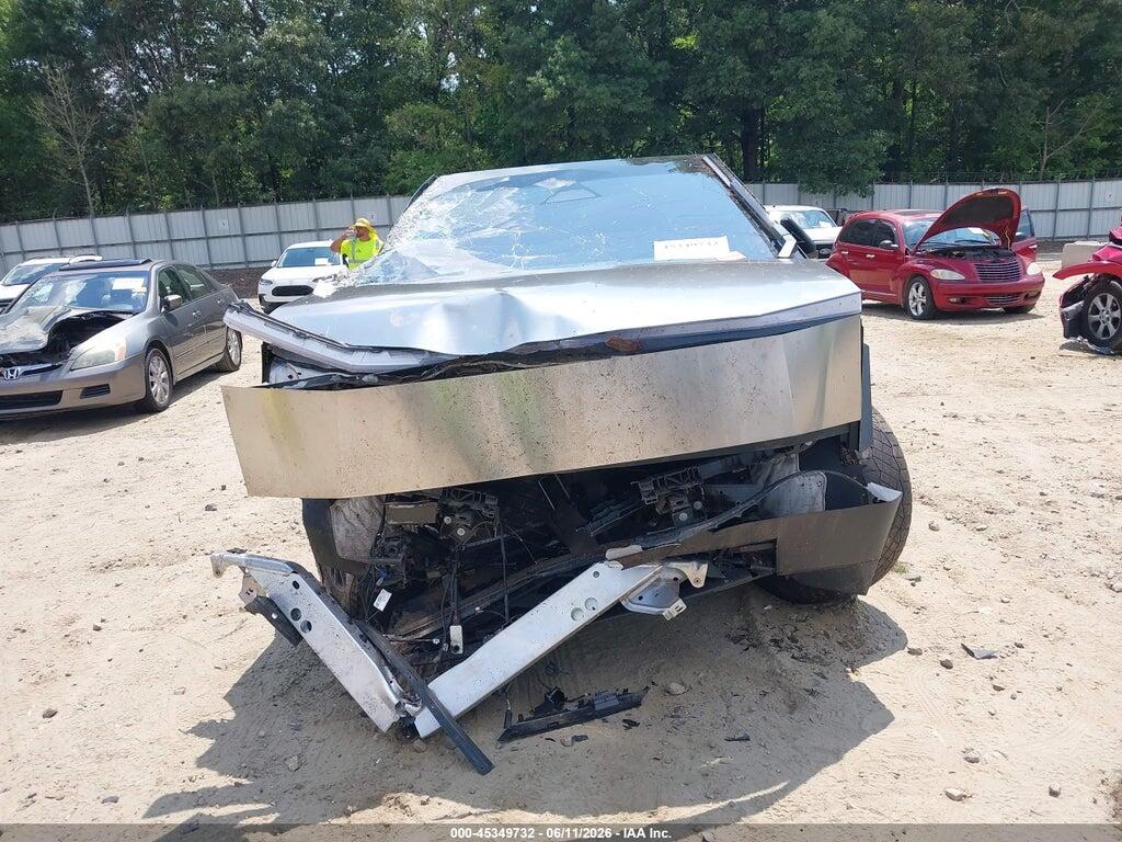 7G2CEHED1RA024695 2024 TESLA CYBERTRUCK photo no. 12