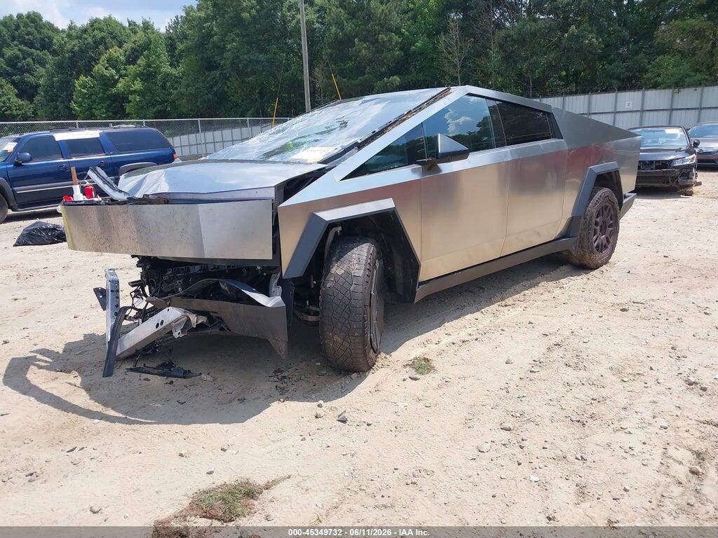 7G2CEHED1RA024695 2024 TESLA CYBERTRUCK photo no. 2