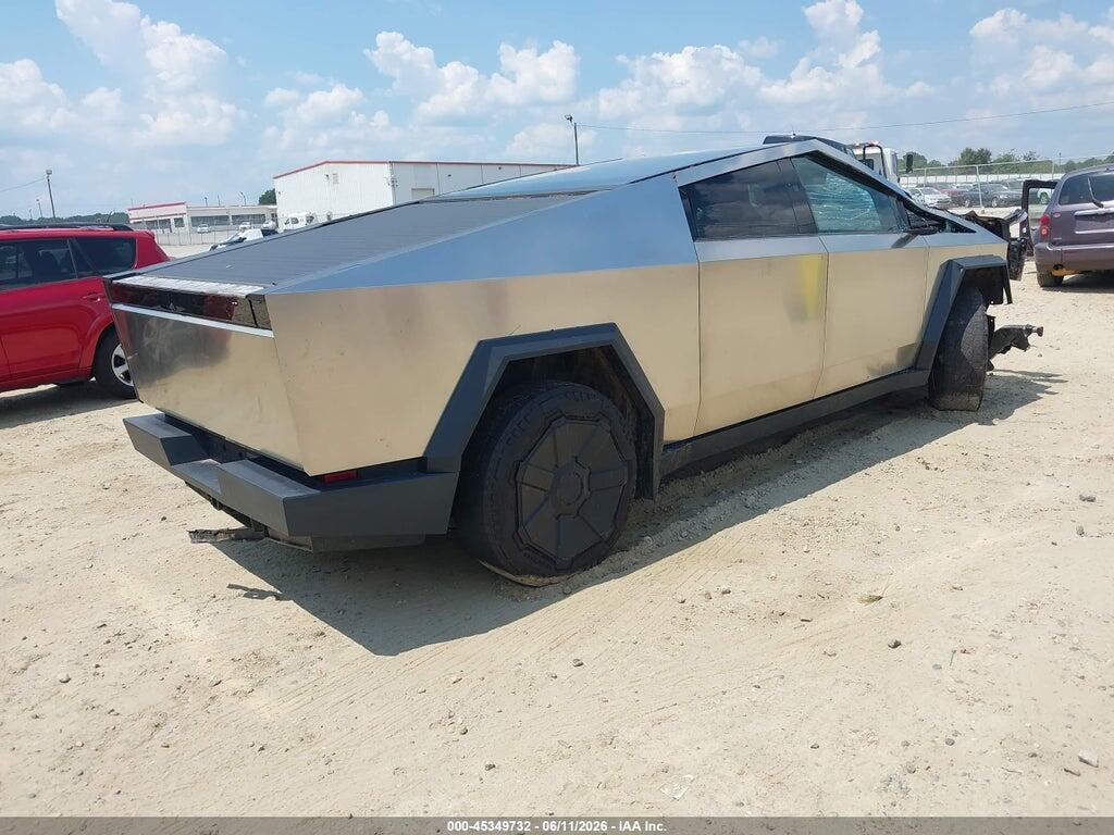 7G2CEHED1RA024695 2024 TESLA CYBERTRUCK photo no. 4