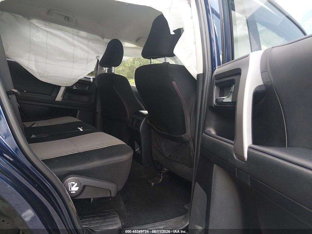 JTEEU5JR7P5285809 2023 TOYOTA 4RUNNER photo no. 8