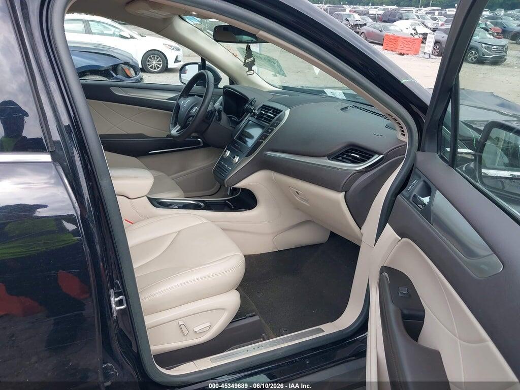 5LMCJ1C90KUL43602 2019 LINCOLN MKC photo no. 5