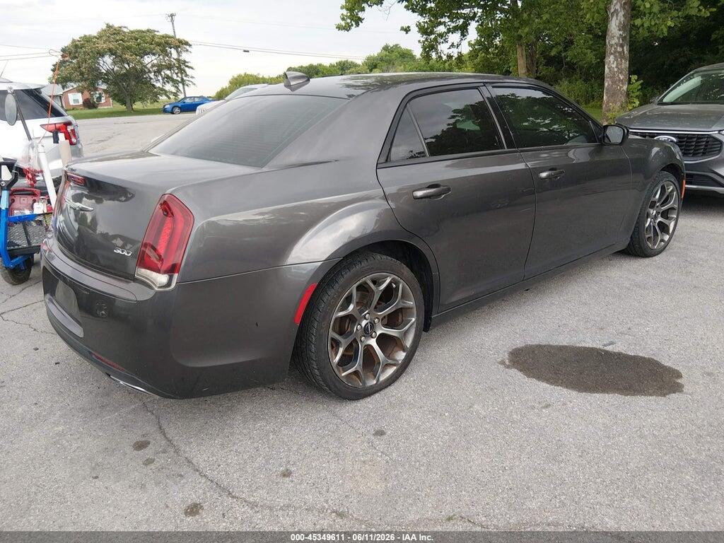2C3CCAAG2JH275294 2018 CHRYSLER 300 photo no. 4