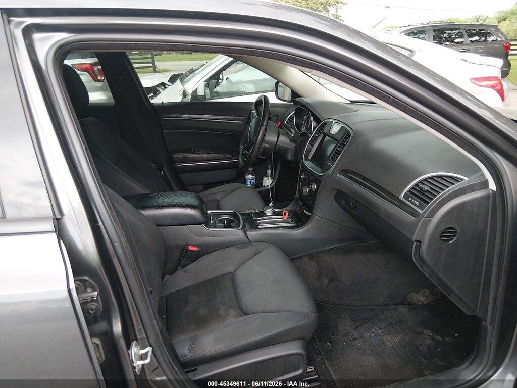 2C3CCAAG2JH275294 2018 CHRYSLER 300 photo no. 5