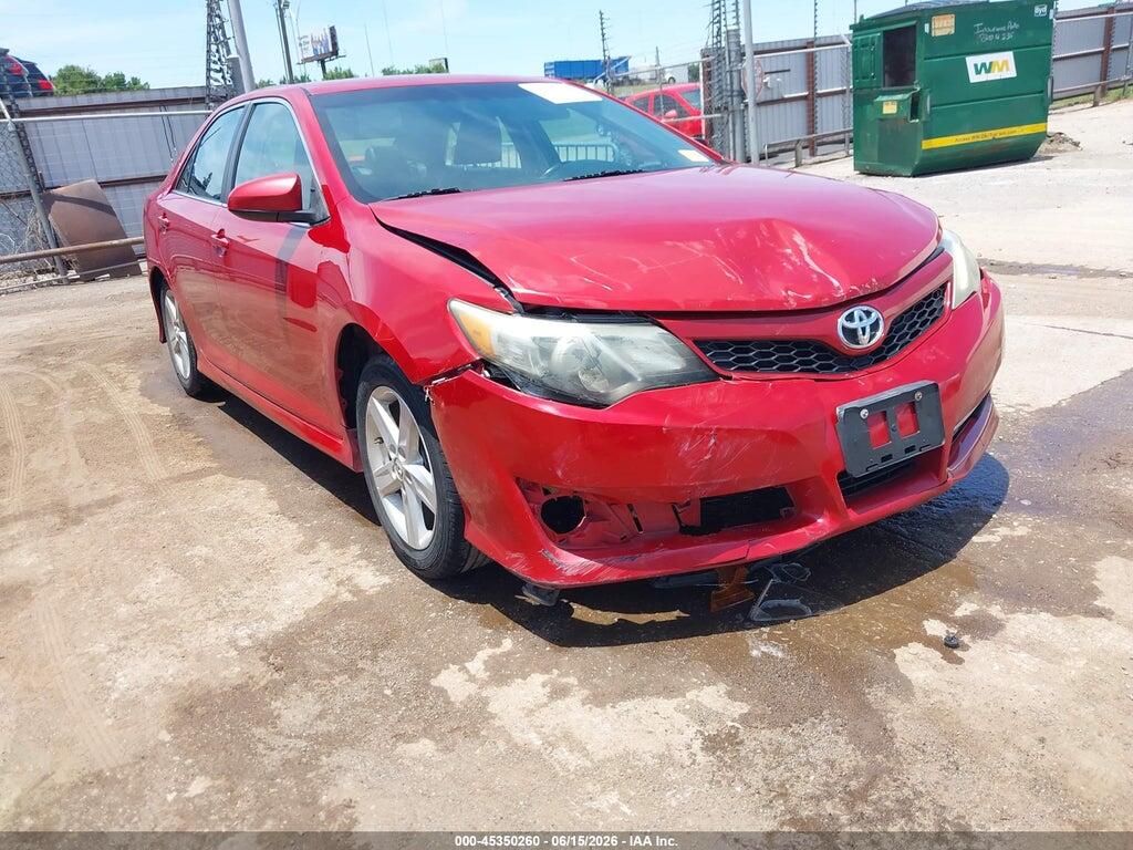 4T1BF1FK2EU736696 2014 TOYOTA CAMRY photo no. 1