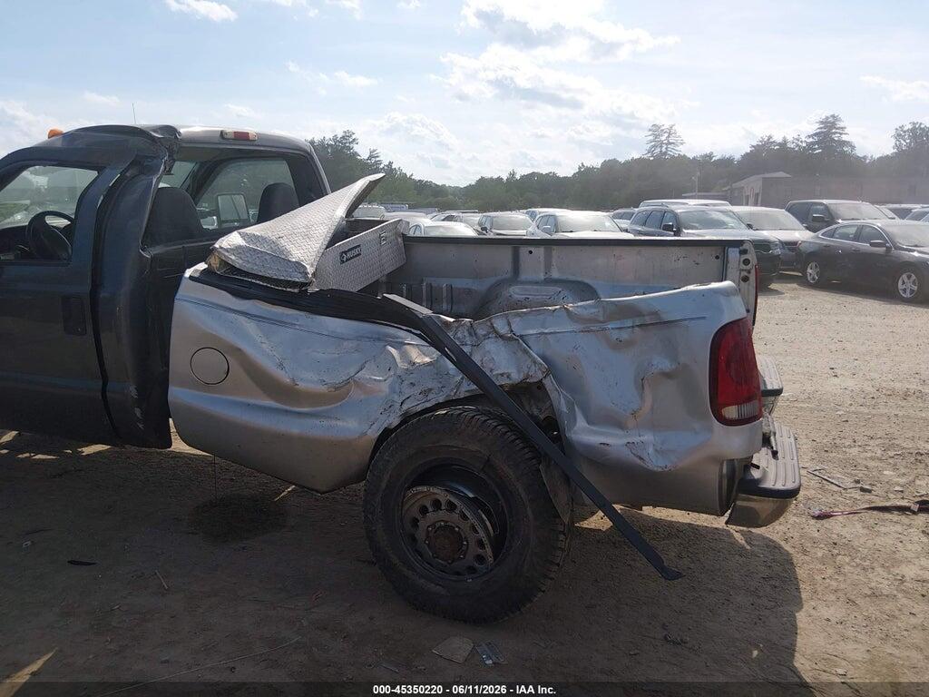 1FTSF31F32EB63498 2002 FORD F-350 photo no. 6