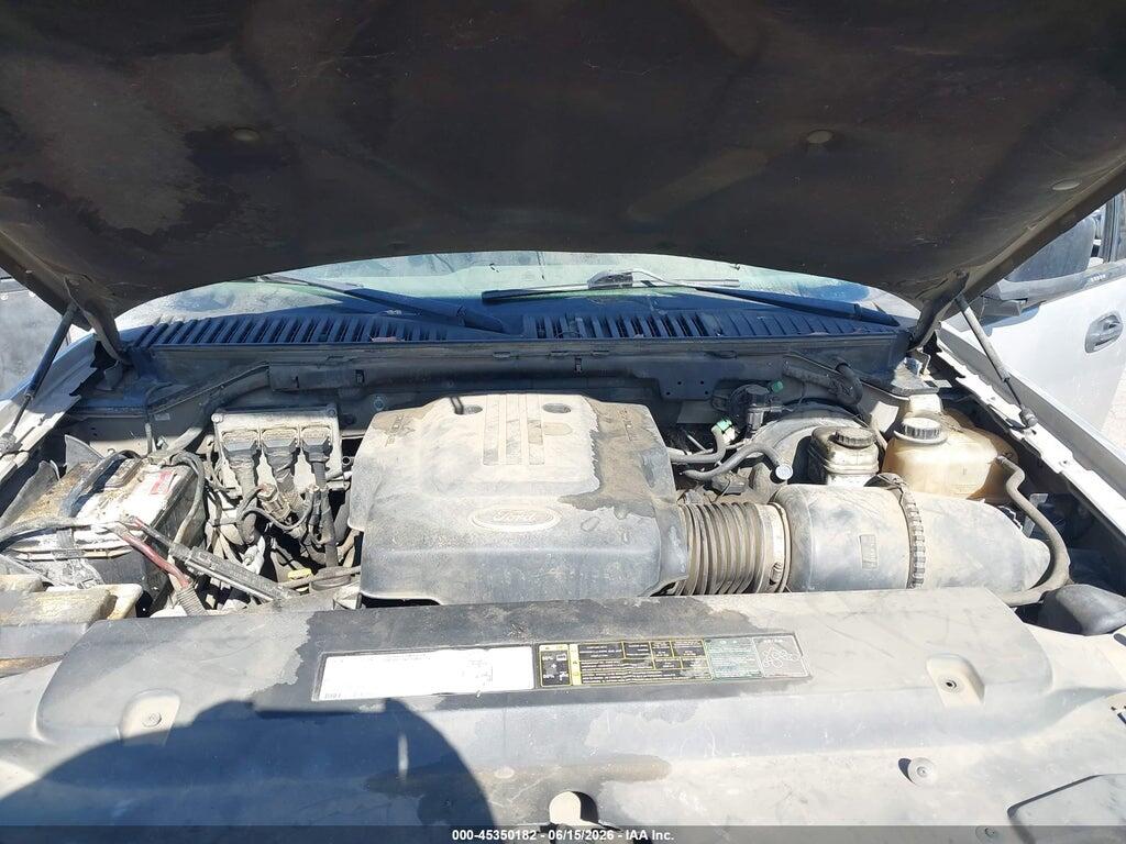 1FMRU13W44LA84986 2004 FORD EXPEDITION photo no. 10