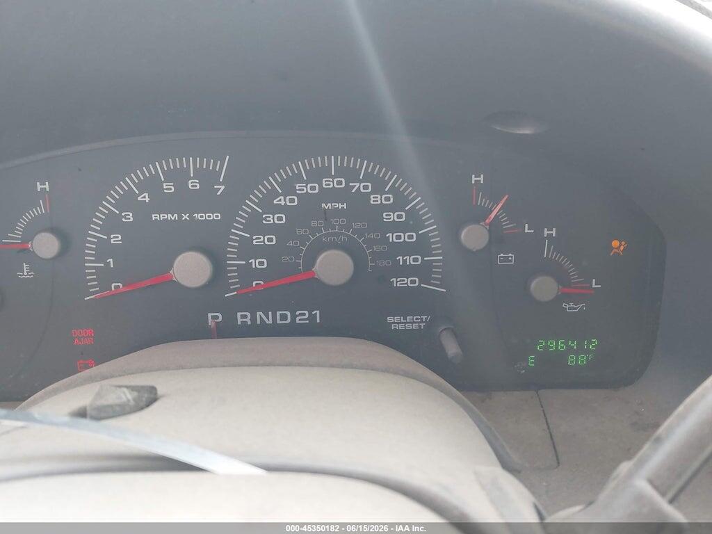 1FMRU13W44LA84986 2004 FORD EXPEDITION photo no. 7