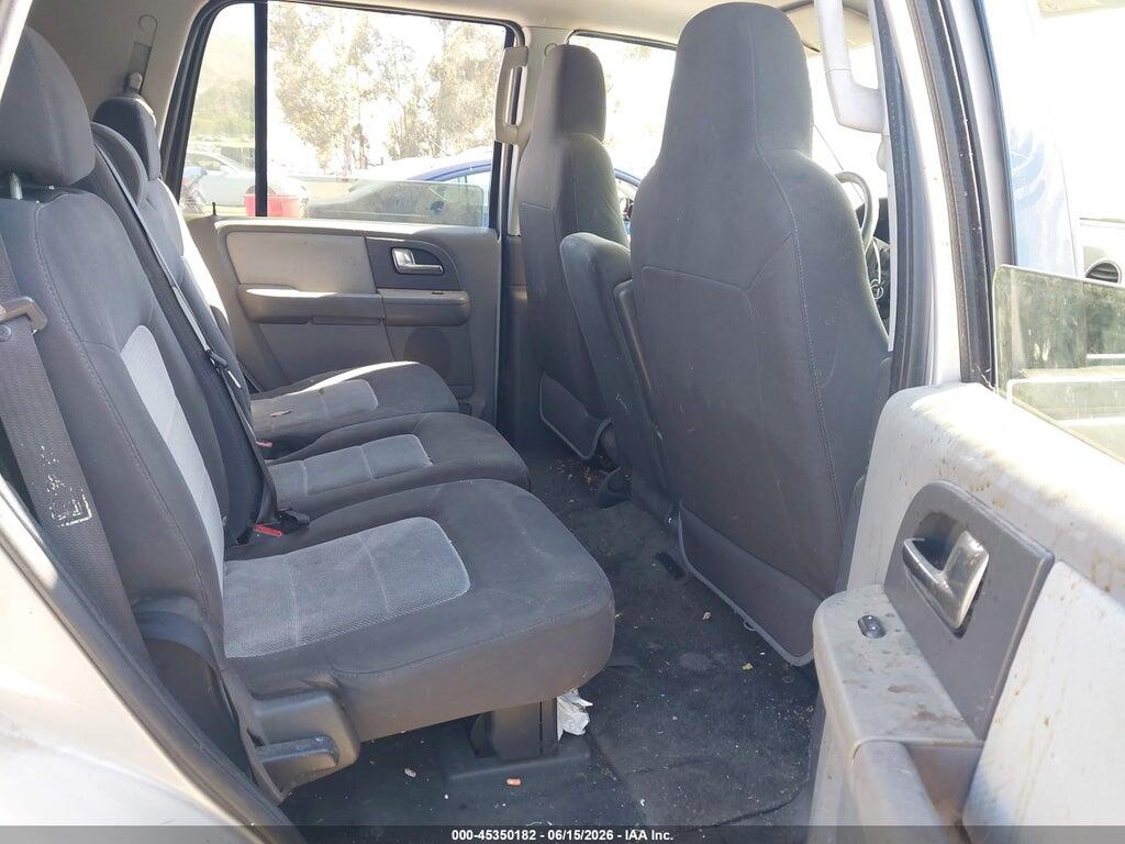1FMRU13W44LA84986 2004 FORD EXPEDITION photo no. 8
