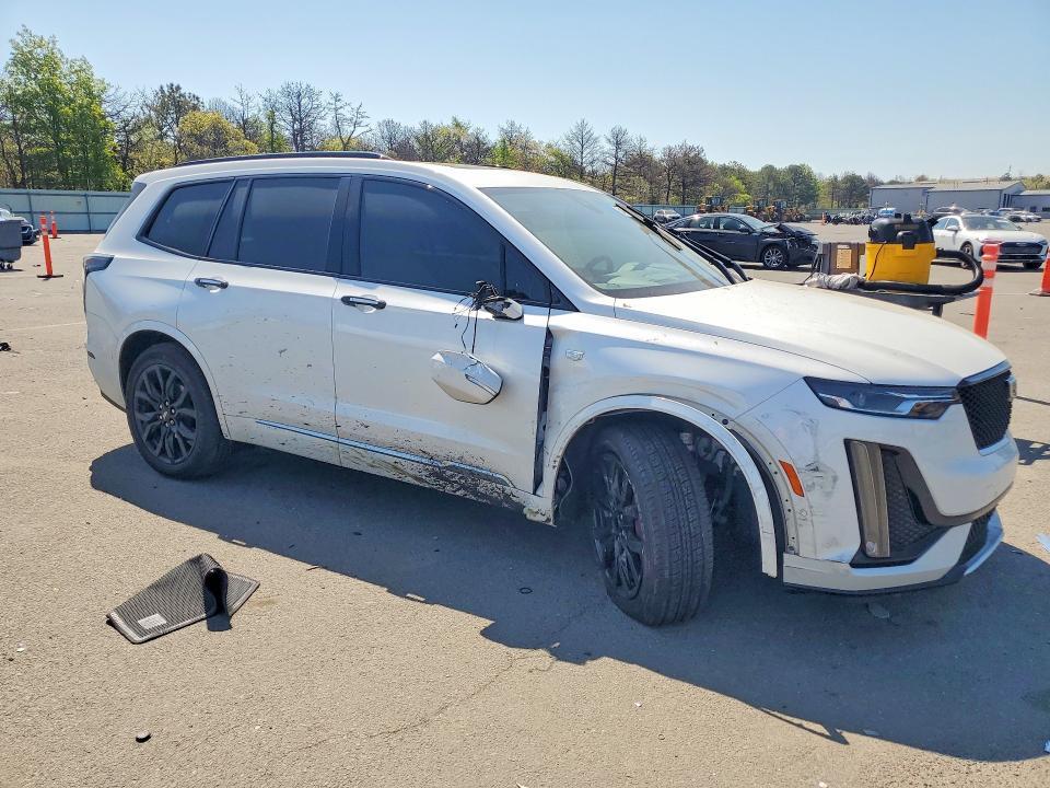 2023 CADILLAC XT6 SPORT — Фото 4 из 13