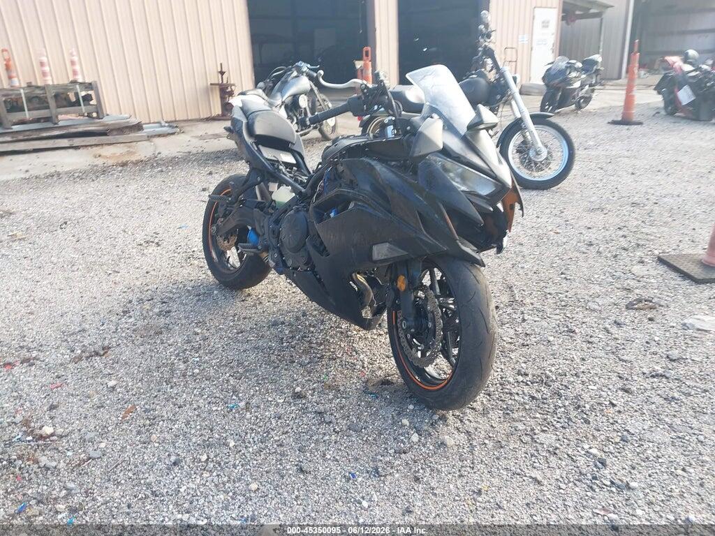 ML5EXEP12SDAE5684 2025 KAWASAKI EX650 photo no. 1
