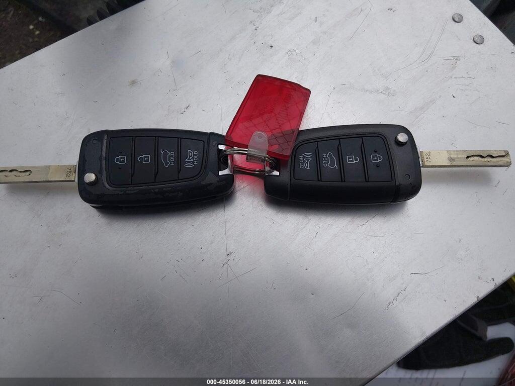 5NMS2CAD3KH018064 2019 HYUNDAI SANTA FE photo no. 11