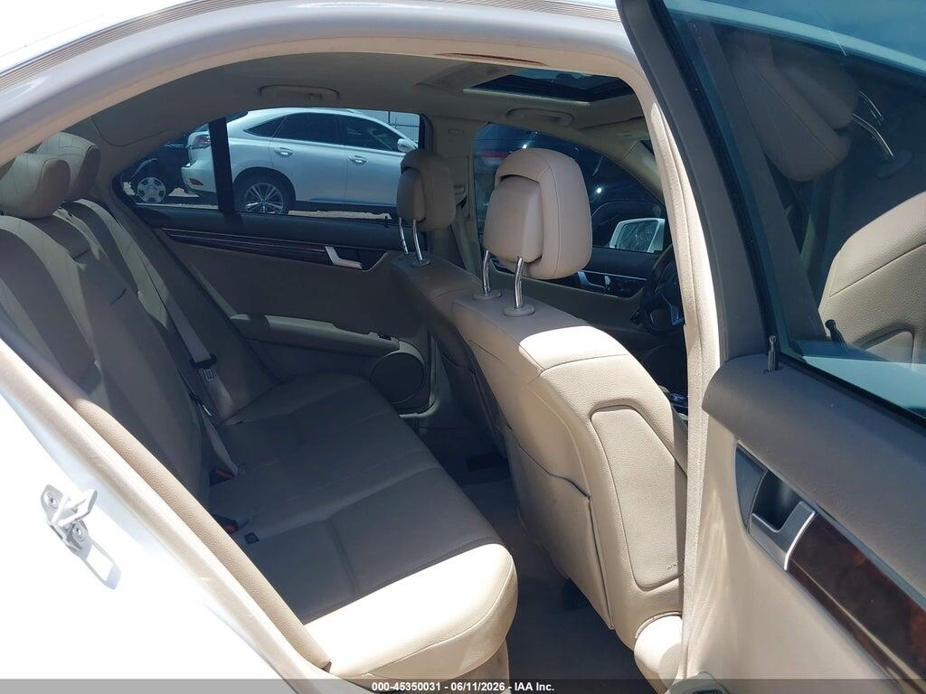 WDDGF4HB1DR274115 2013 MERCEDES-BENZ C 250 photo no. 8