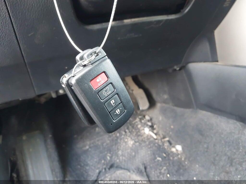2T3YFREV9DW034157 2013 TOYOTA RAV4 photo no. 11