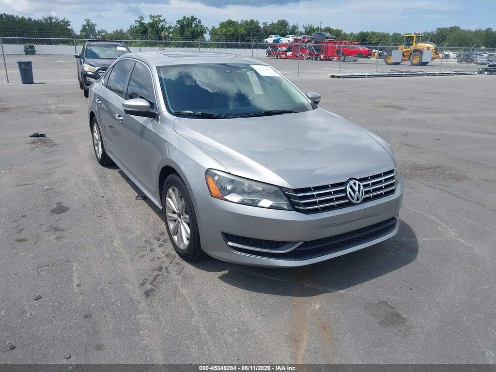 1VWCH7A3XDC015632 2013 VOLKSWAGEN PASSAT photo no. 1