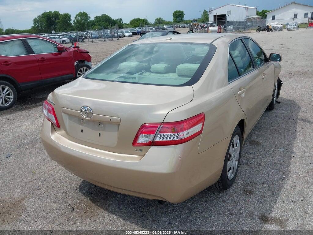 4T1BF3EK4BU745022 2011 TOYOTA CAMRY photo no. 4
