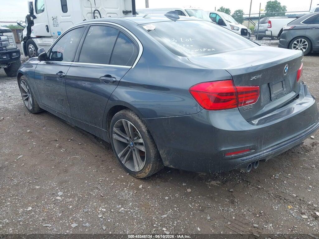 WBA8D9C59JEM32686 2018 BMW 330I photo no. 3