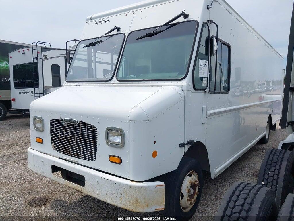 4UZAC3DV8DCFF6820 2013 FREIGHTLINER CHASSIS photo no. 2