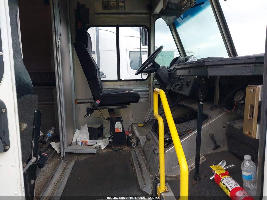 4UZAC3DV8DCFF6820 2013 FREIGHTLINER CHASSIS photo no. 7