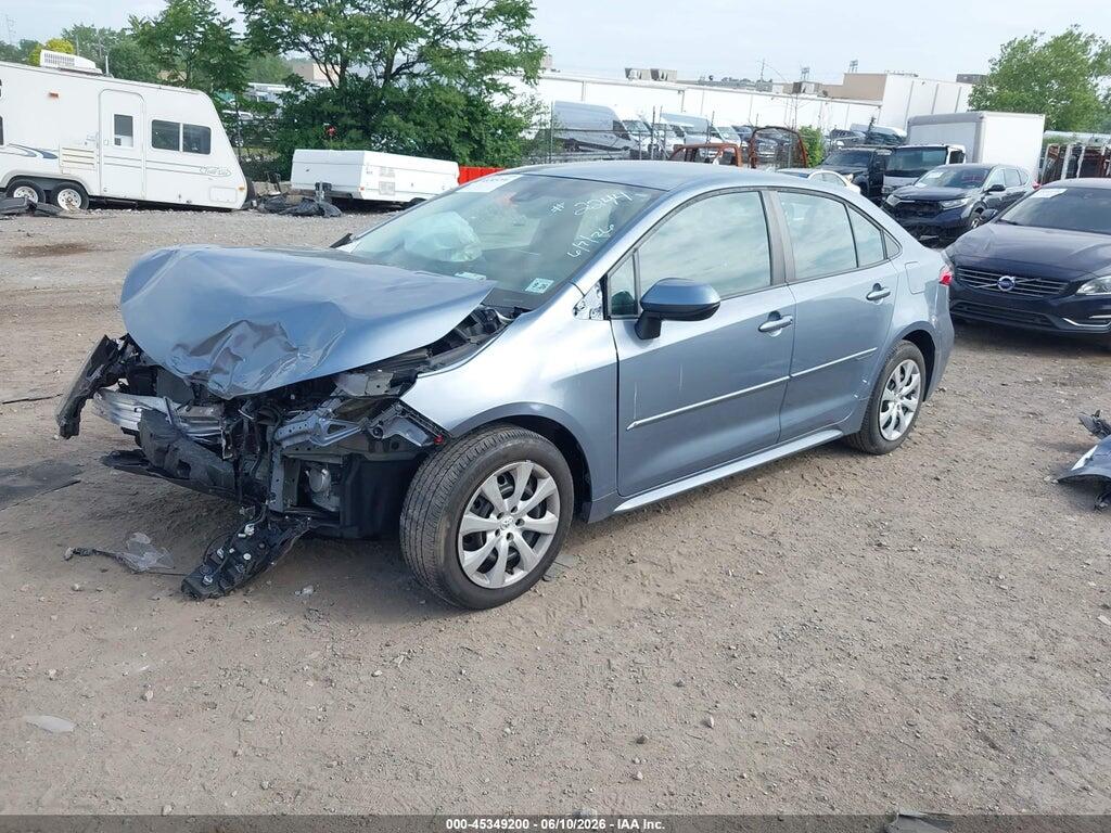 5YFEPMAE2NP281797 2022 TOYOTA COROLLA photo no. 2
