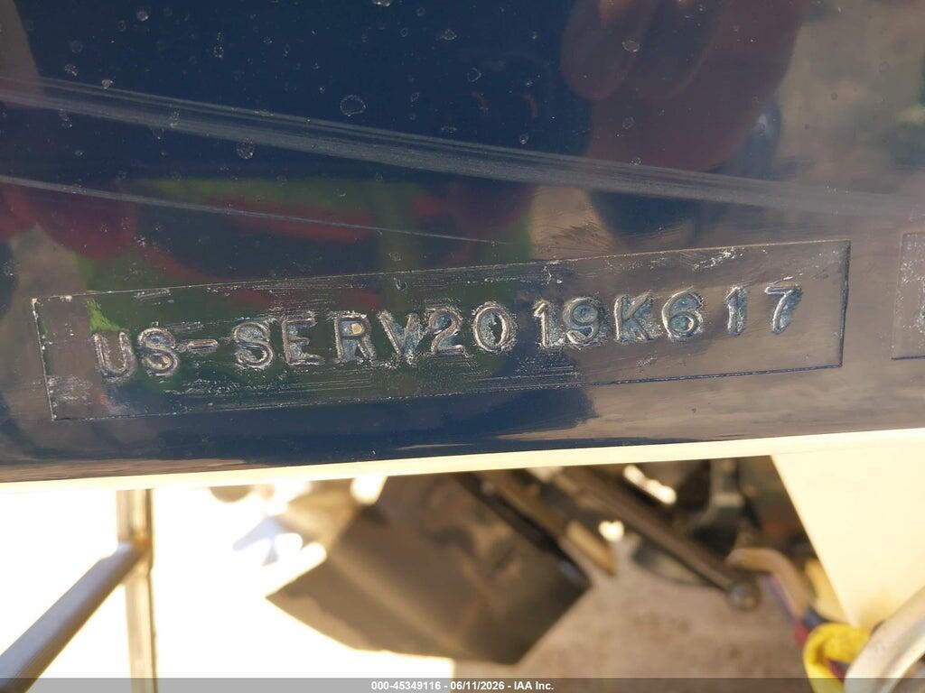 00000SERV2019K617 2017 SEA RAY 250 SLX photo no. 9