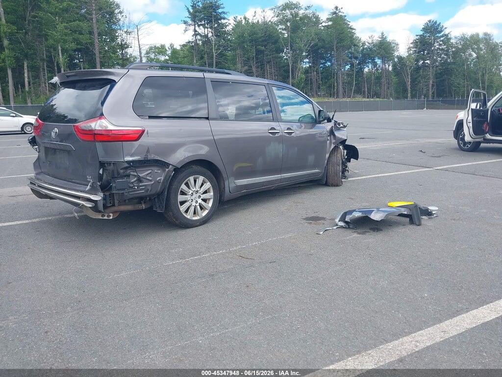 5TDDK3DC0GS139831 2016 TOYOTA SIENNA photo no. 4