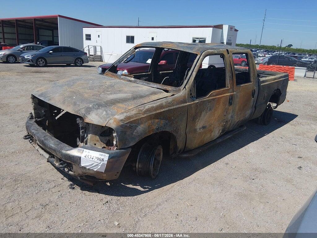 1FTNW21S64EA76976 2004 FORD F-250 photo no. 2
