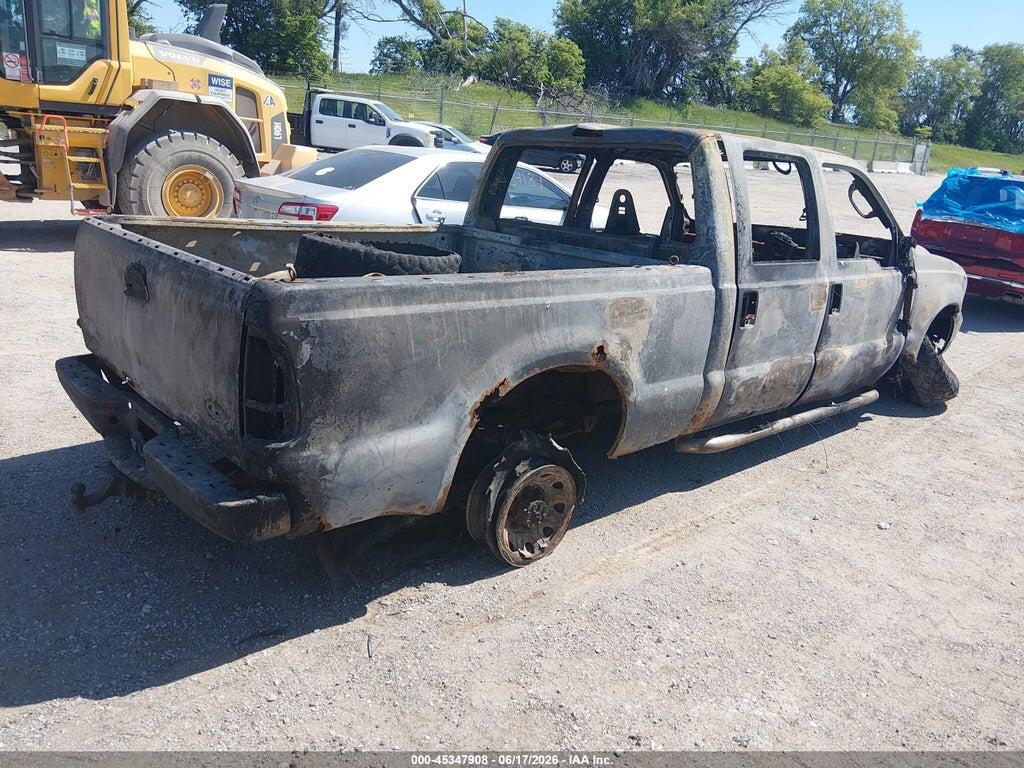 1FTNW21S64EA76976 2004 FORD F-250 photo no. 4