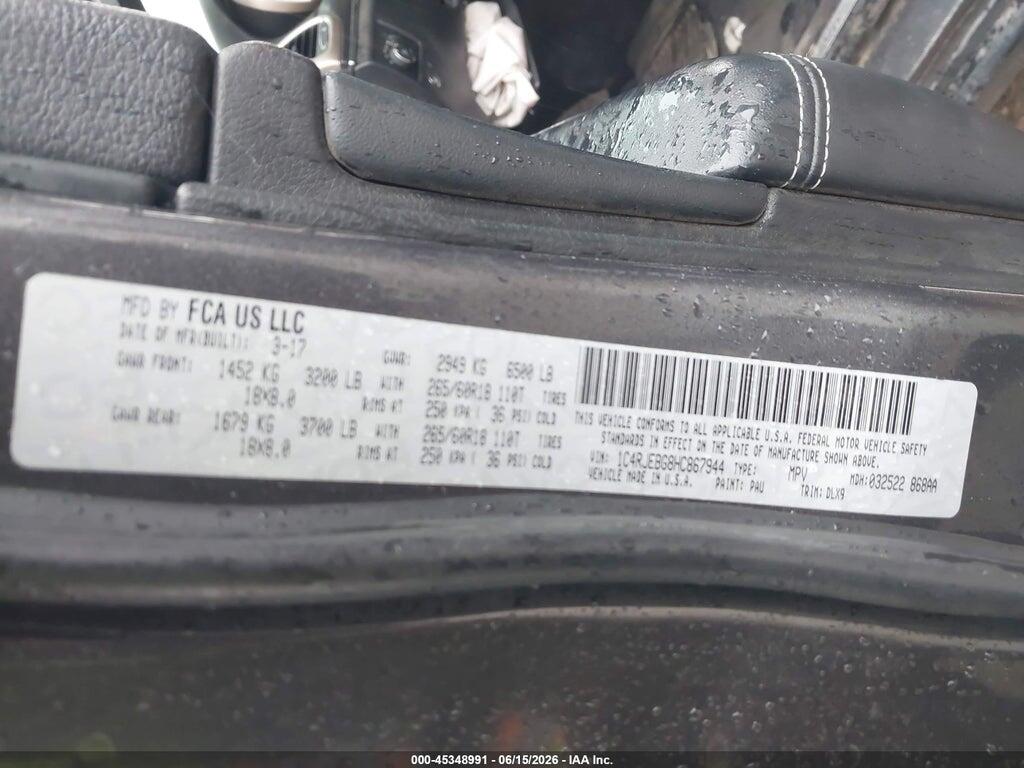 1C4RJEBG8HC867944 2017 JEEP GRAND CHEROKEE photo no. 9
