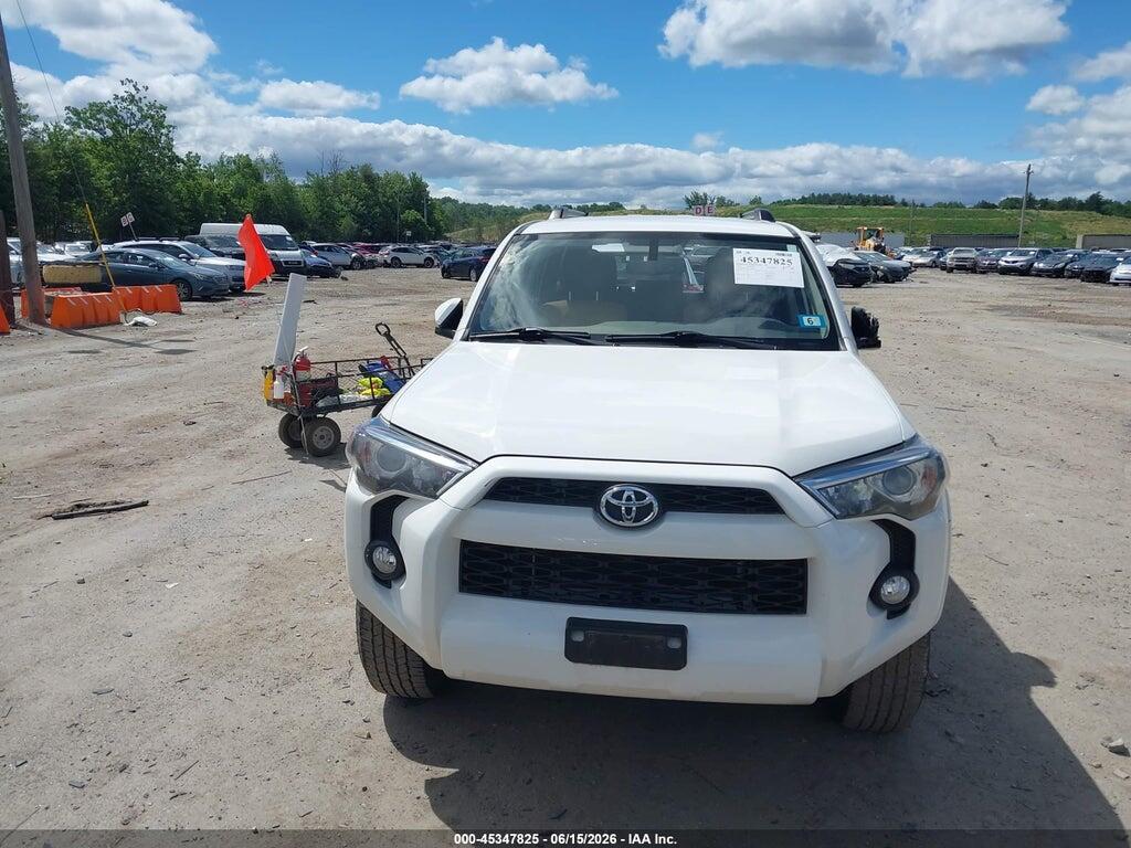 JTEBU5JR6K5642067 2019 TOYOTA 4RUNNER photo no. 11