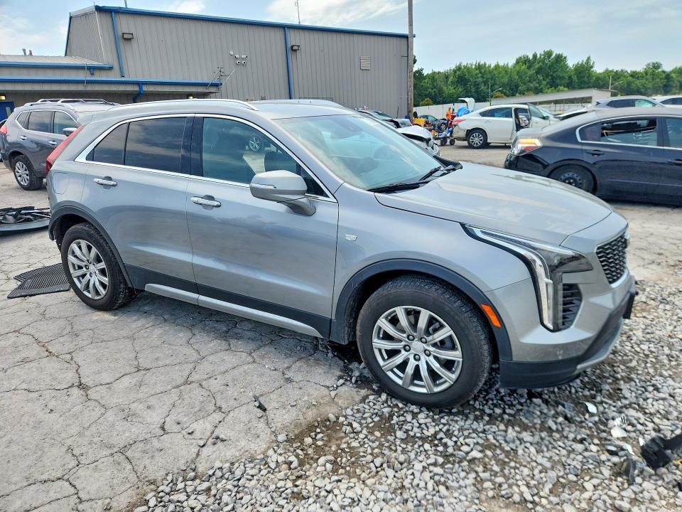 2023 CADILLAC XT4 PREMIUM LUXURY — Фото 4 из 14