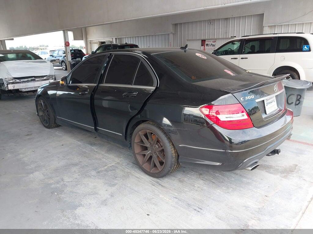 WDDGF8BB8CR227744 2012 MERCEDES-BENZ C 300 photo no. 3