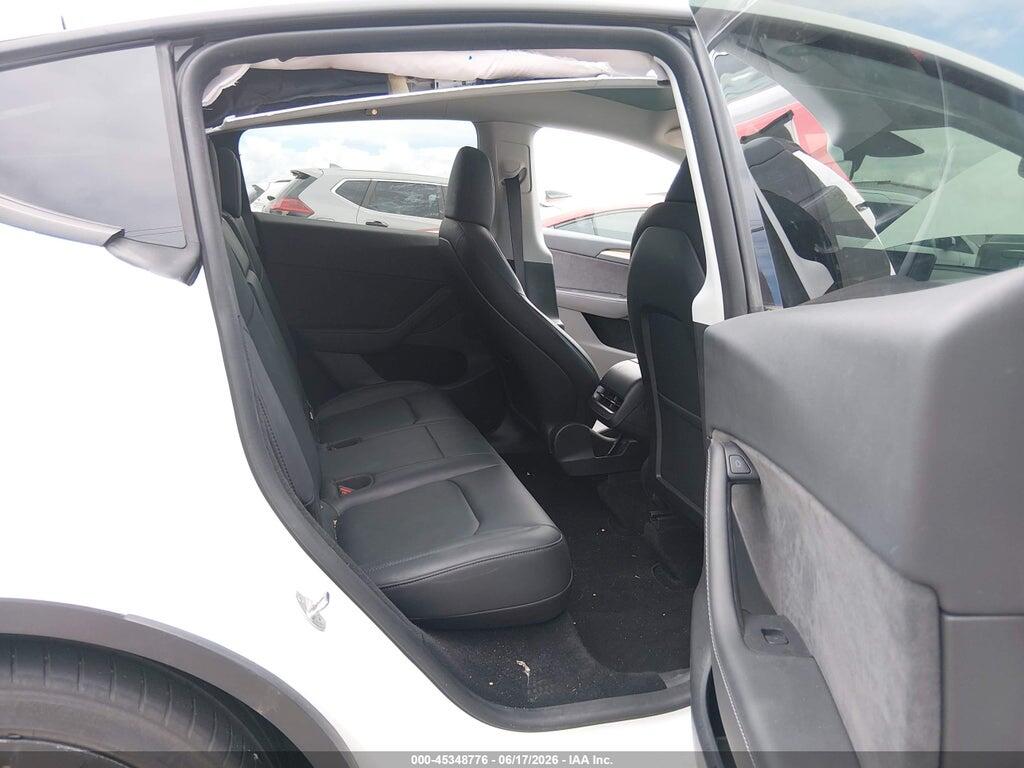 7SAYGDEE7NA010950 2022 TESLA MODEL Y photo no. 8