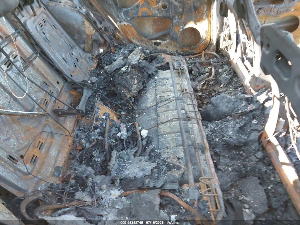 4T1F31AK9NU587950 2022 TOYOTA CAMRY photo no. 8