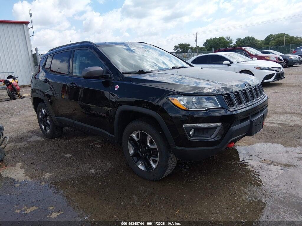 3C4NJDDB9JT307306 2018 JEEP COMPASS photo no. 1
