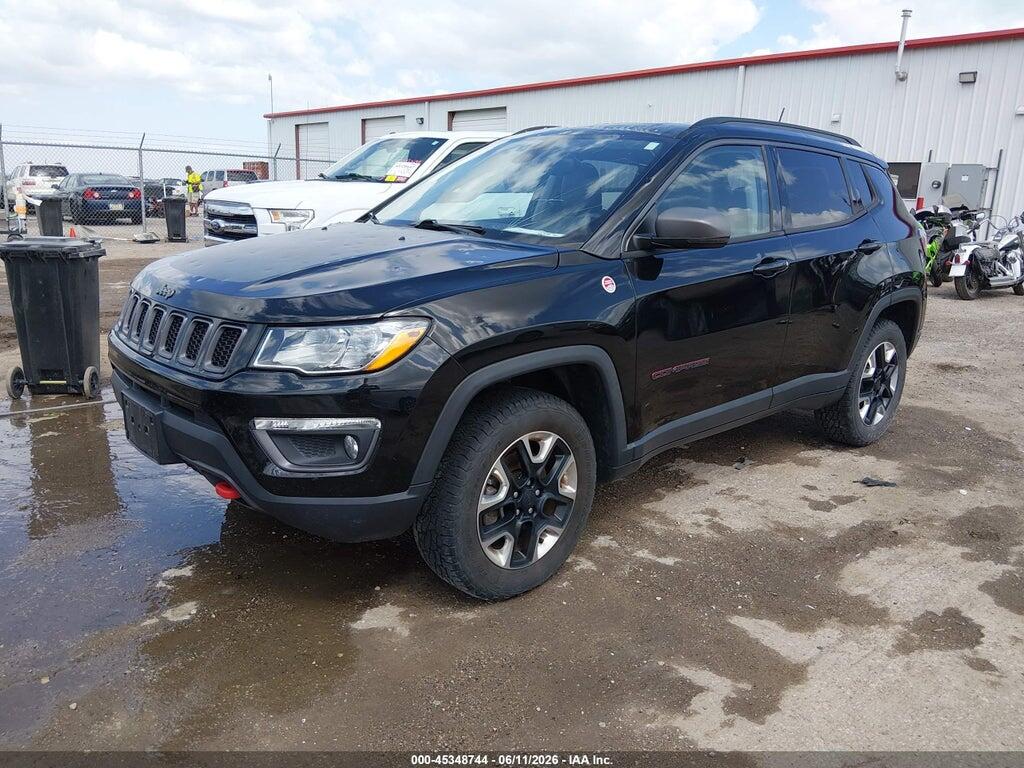 3C4NJDDB9JT307306 2018 JEEP COMPASS photo no. 2