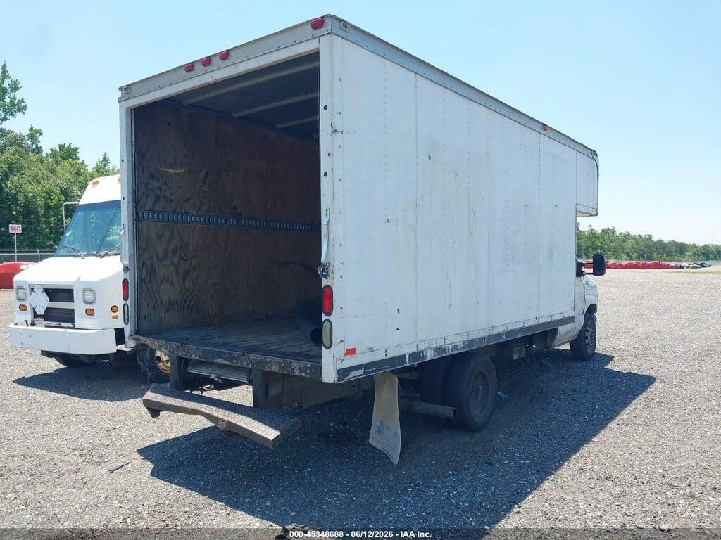 1FDWE35F22HB15368 2002 FORD E-350 CUTAWAY photo no. 4