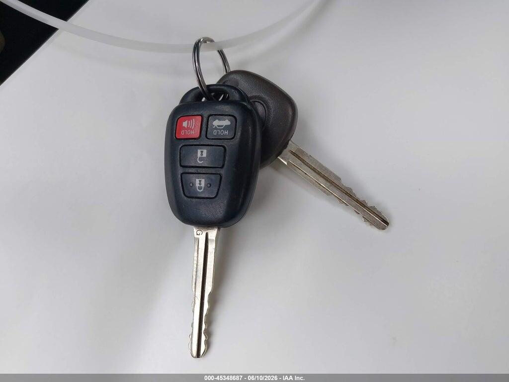 4T4BF1FK3CR202173 2012 TOYOTA CAMRY photo no. 11