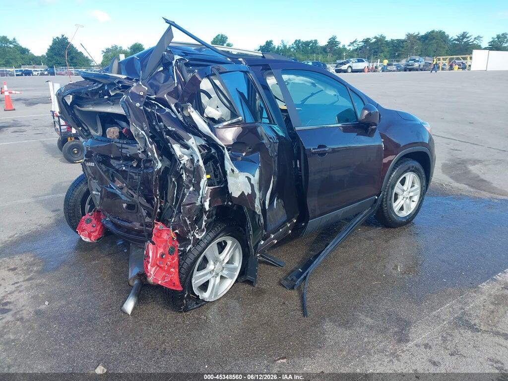 KL7CJLSBXLB349523 2020 CHEVROLET TRAX photo no. 4