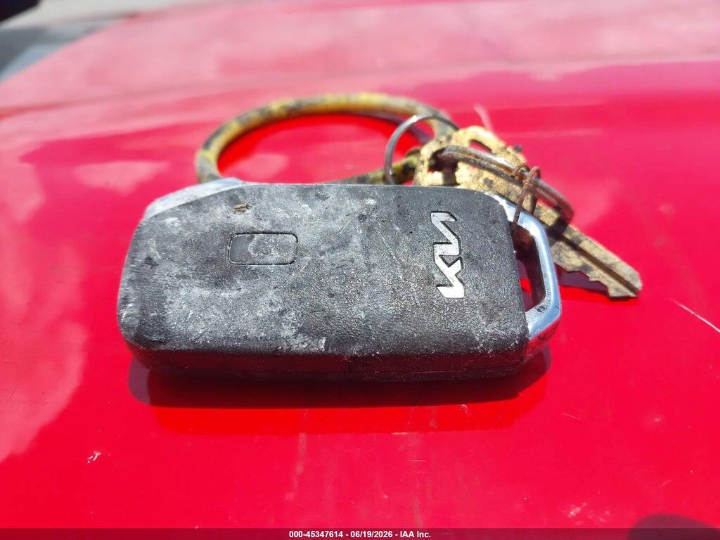 KNDJ53AU6S7264729 2025 KIA SOUL photo no. 11
